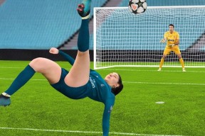 九游体育包含C罗连续五场比赛得分超过高光表现，MAD挑战极限！的词条